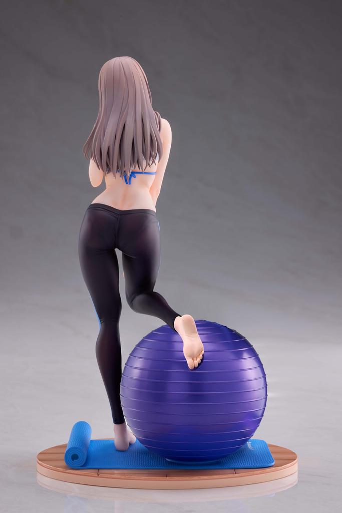 Momorose Training Girl Aoi Height: Approximately 280mm (including Base) 1/6 Scale Painted PVC and ABS Figure