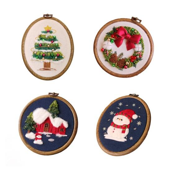 Light-up Christmas Embroidery Kit Snowman Christmas Tree Hand Embroidery Starter Kit with String Lights Hoop Threads Needles Fabric DIY Embroidery