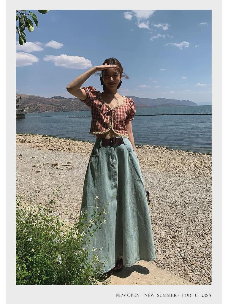 Женский топ 2023 года в французскую клетку со шнуровкой и оборками с квадратным вырезом