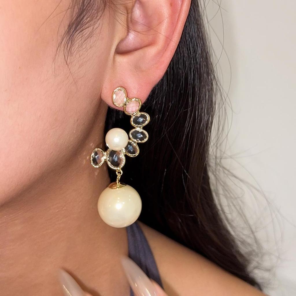 Серьги-гвоздики Crescent Bay Crystal Champagne Gold Pearl - Легкая роскошь для свиданий и вечеринок
