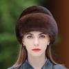 Шапка из меха норки зимой. Защита ушей и тепло зимой. Берет для людей среднего и пожилого возраста.