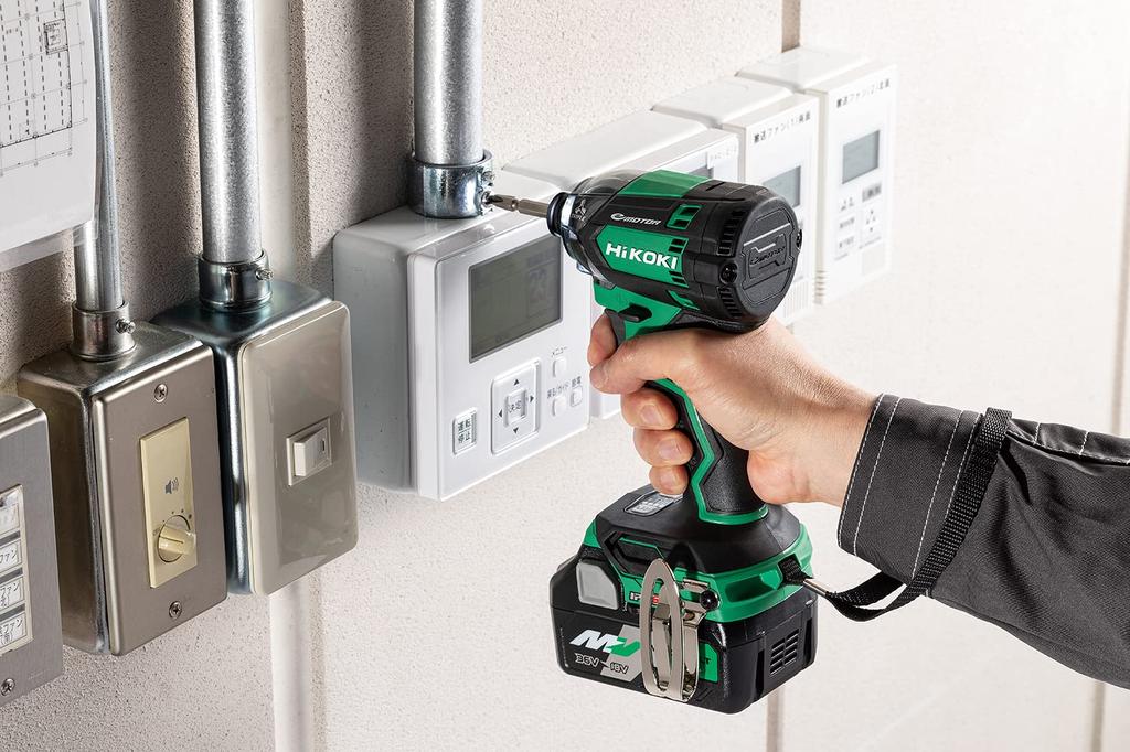HiKOKI 18 В аккумуляторный ударный гайковерт Максимальный крутящий момент затяжки Агрессивный зеленый Аккумулятор x Кейс в комплекте Биты продаются отдельно WH18DC 180 Н·м Multi-Volt
