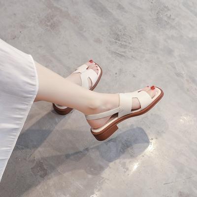 760-1 Женские новые летние модели универсальны и не утомляют. Ноги поздно вечером, и иностранный стиль на мягкой подошве. Женские сандалии - это w