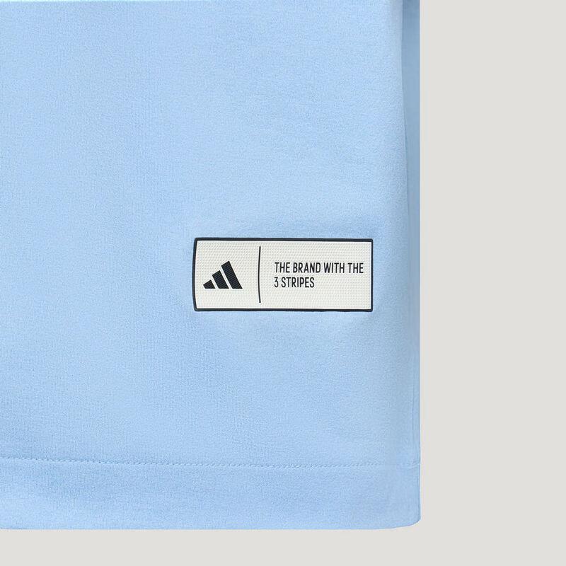 adidas Унисекс поло с принтом в виде футбольного мяча и тремя полосками