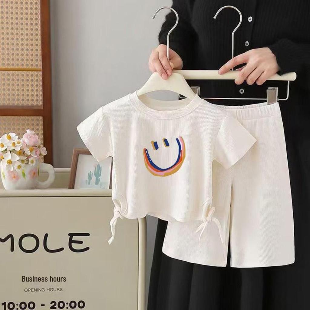 Летний Корейский Милый Комплект для Девочек: Футболка и Стильные 7-точечные Брюки - Детская Одежда с Коротким Рукавом, Двухпредметный