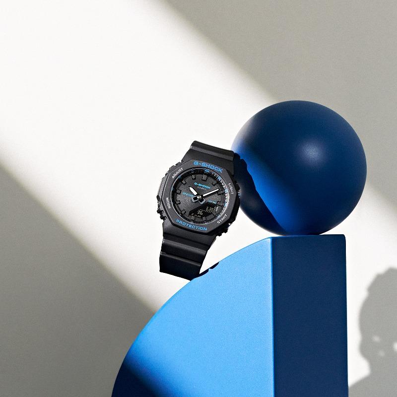 Casio Мужские кварцевые часы с аналоговым дисплеем, ударопрочные, водонепроницаемые до 200 м, из смолы GMA-P2100BA-1A