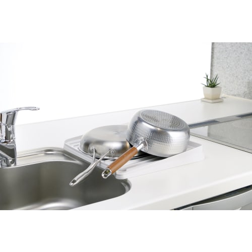 Richell Plastic Draining Tray, White, 41 x 28 x 5 cm, Shelly, Small, with Drainage Tray Stopcock, Reversible, Antibacterial