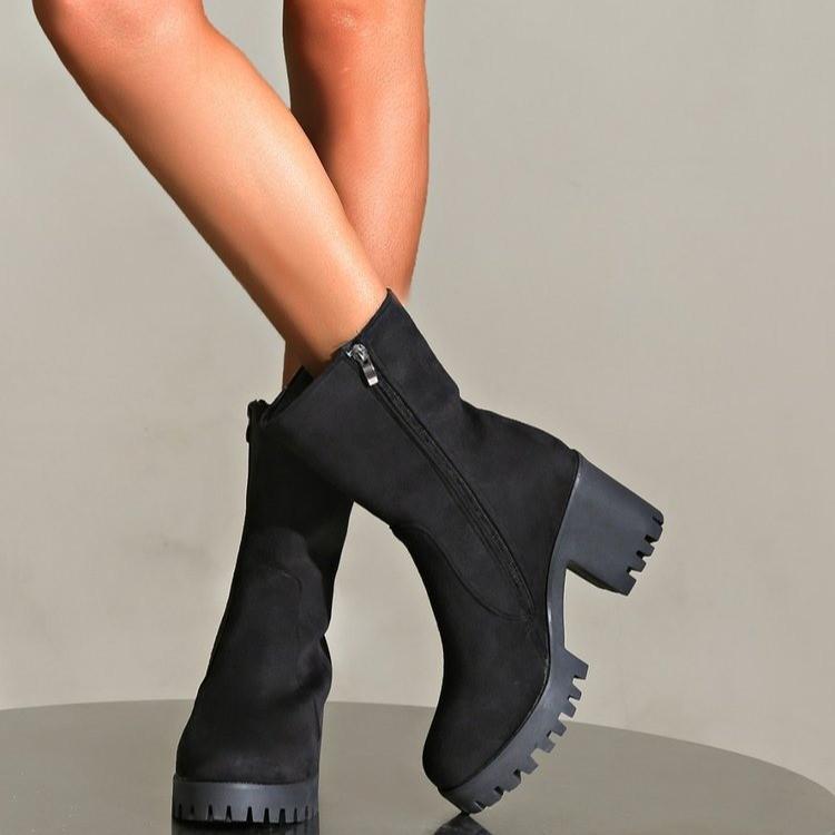 European and American Solid Color Large Size Women's Boots 2024 Autumn New Side Zipper Thick Heel Waterproof Table Martin Boots Women