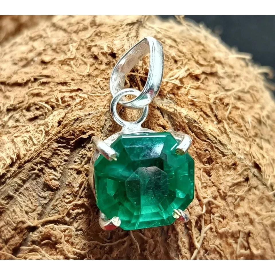 12 Ct Natural Square Green Garnet 925 Sterling Silver Pendant