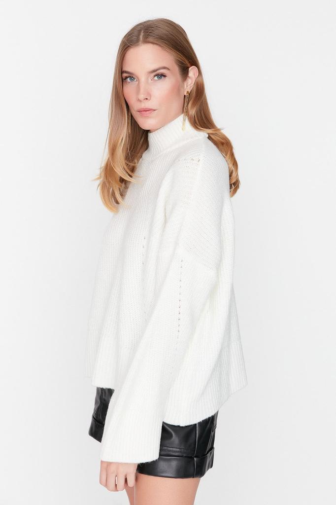 Women's Elegance Style Sweater Stone Soft Textured Basic Knitwear Sweater