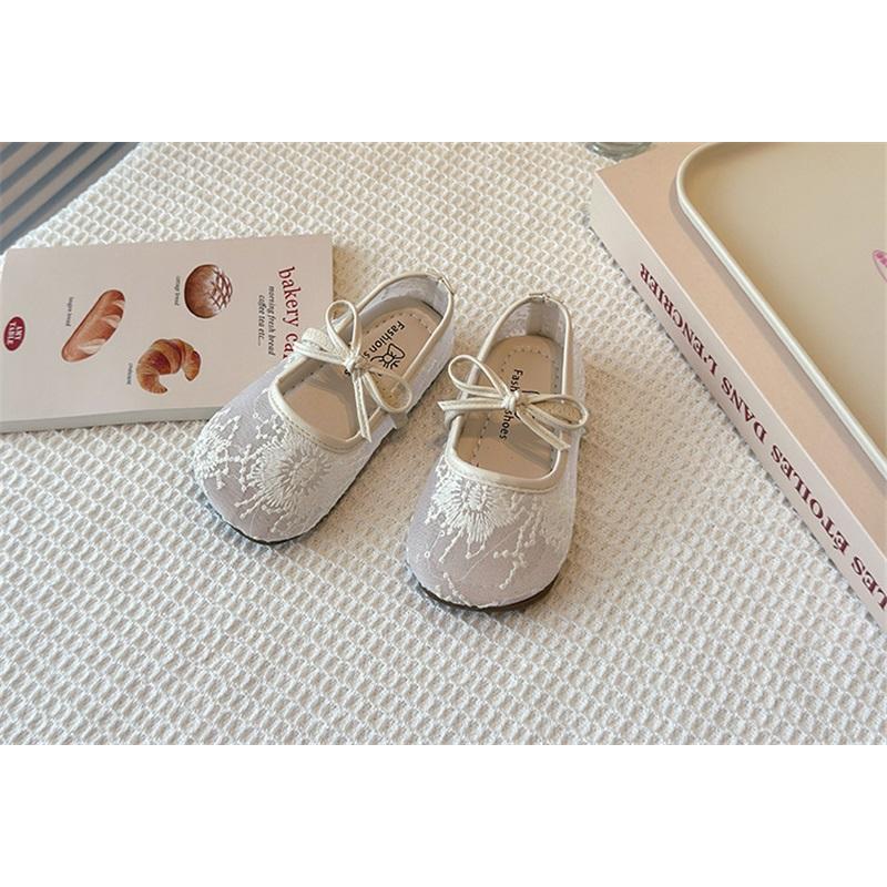 Дышащие туфли-балетки из кружевной сетки для девочек с бантом, весенне-летние детские туфли, стильные удобные балетки для девочек