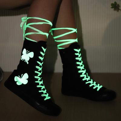 Женские парусиновые туфли средней длины, студенческие спортивные парусиновые туфли на плоской подошве для девочек, светящаяся в темноте кружевная верхняя часть с принтом, светящаяся в темноте бабочка