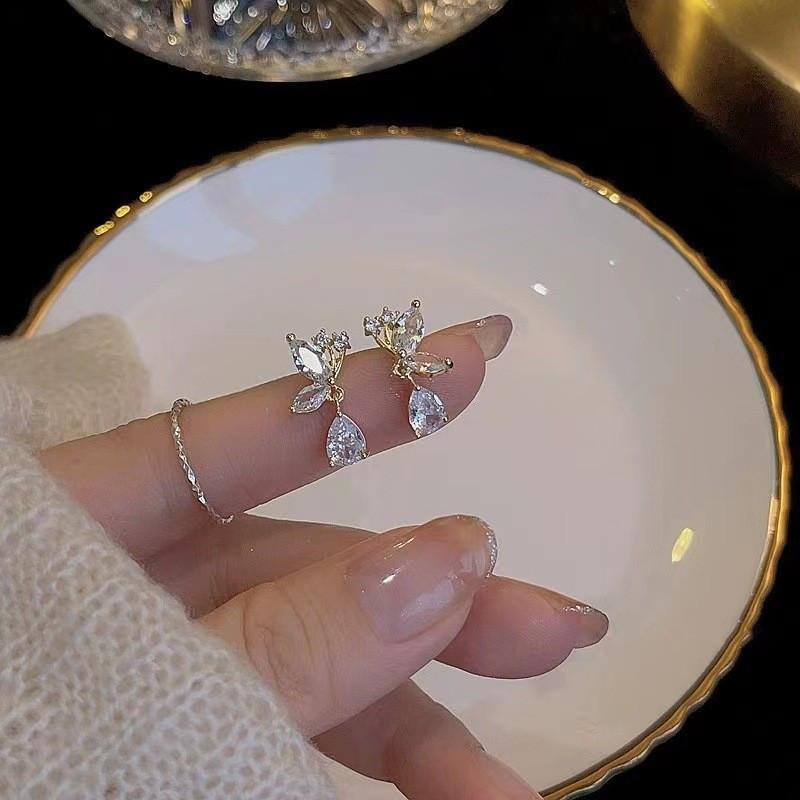 1 Pair Vintage Elegant Butterfly Bow Stud Earrings Zinc Alloy With Glass Gemstones Copper Ear Needle For Women Daily And Party Occasions