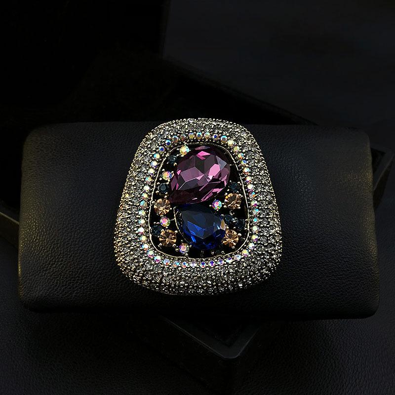 Роскошная ретро брошь со стразами - Высококлассный преувеличенный дизайн для женских костюмов