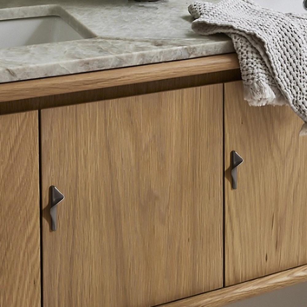 Zinc Alloy Wardrobe Door Handles Light Gold Dresser Drawer Knobs Furniture Handles for Wardrobe