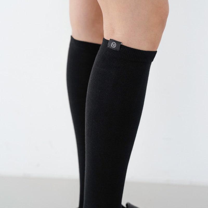 Nitina Vivid Knee Socks BK