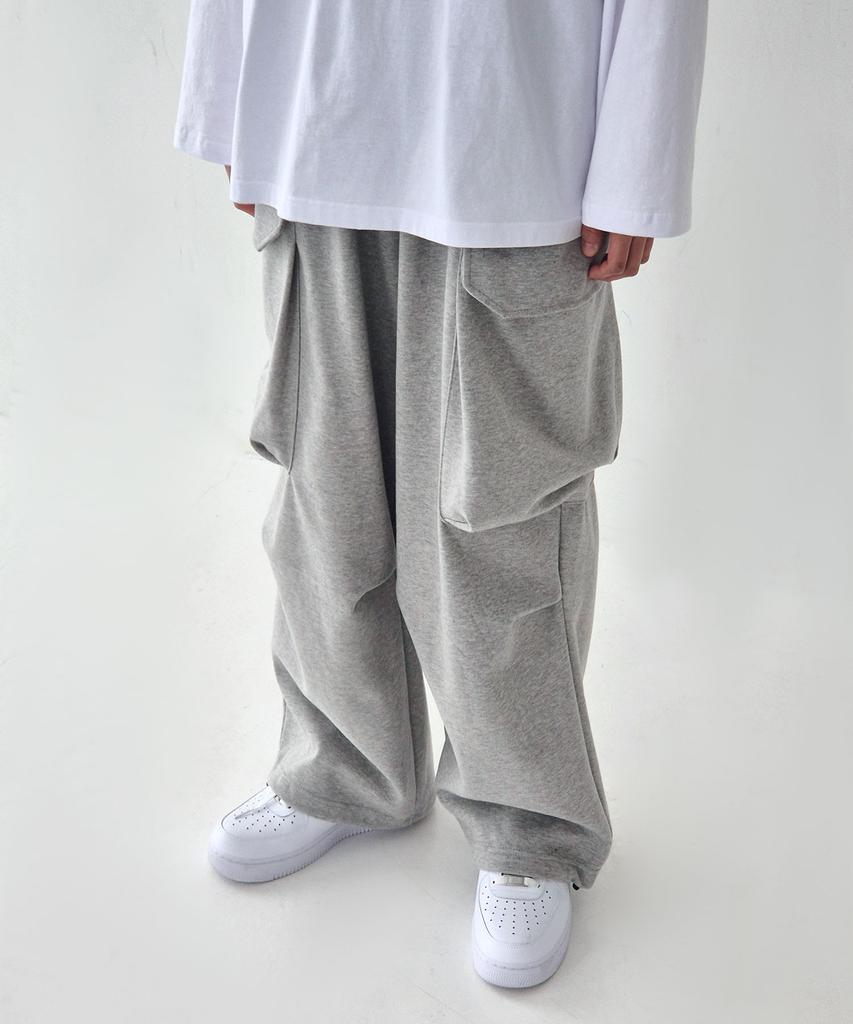 UMM Big Pocket Wide Cargo Training Jogger Pants 2 Colors