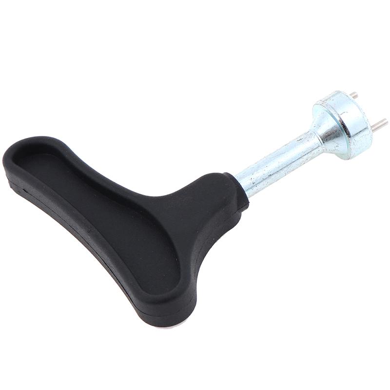 Инструмент для снятия шипов на обуви для гольфа