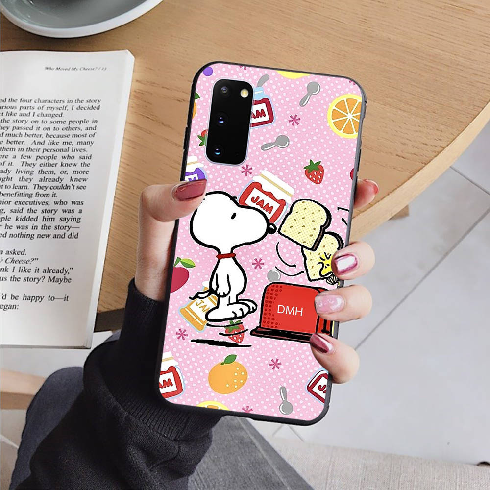 AN10 милый черный чехол Snoopy для iPhone 16 15 Plus 14 13 12 11 Pro 8 7 6S SE 5S X XR XS Max Realme C30 C33 C31 9I Huawei Y8P Y9 Sofe Cover