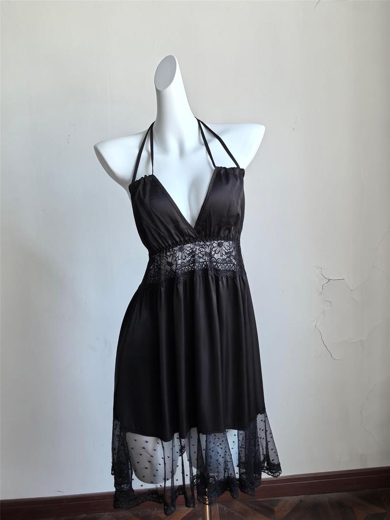 Plus Size Light Luxury Lace Ice Silk Two-Piece Pajama Set with Chest Pads