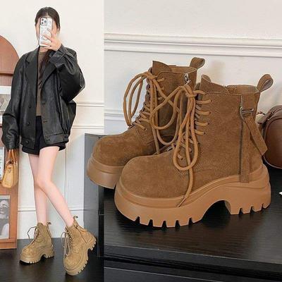 Женские ботинки Мартин 2025 осень новые маффины толстая подошва маленький человек увеличивающий рост локомотив ретро шнуровка короткие ботинки