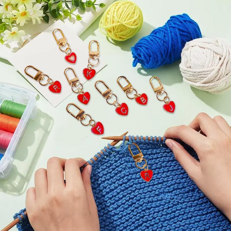 1PC Heart Shaped Gift 26 English Letters Design DIY Keychain Marker Love Keychain Creativity Lobster Buckle Red Metal Party