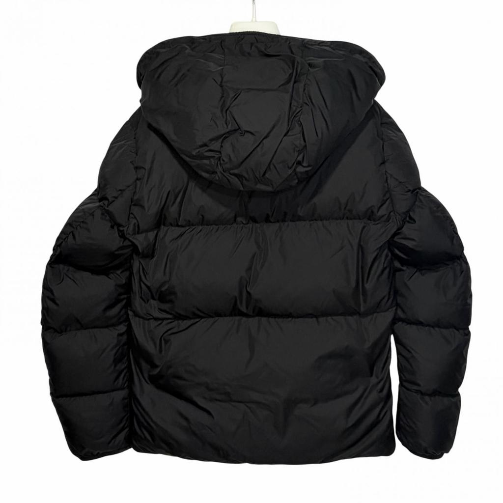 Moncler Размер 0 Пуховик MONTCLA Черный Мужская модель H20911B56900C0300