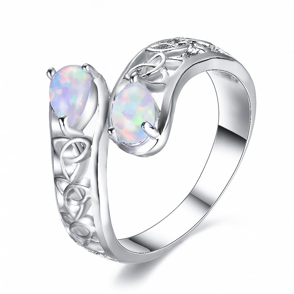 New Fashionable Double Waterdrop Shaped Hollow Pattern Ring with Simple Style for Daily Use