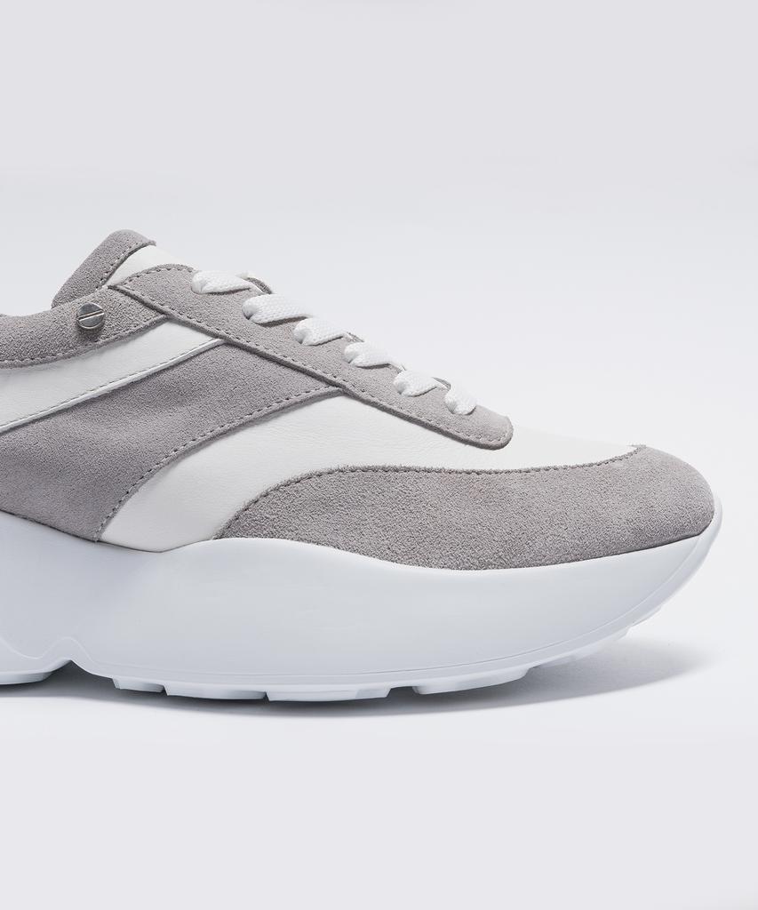 Colleve Alma White/Gray Racer