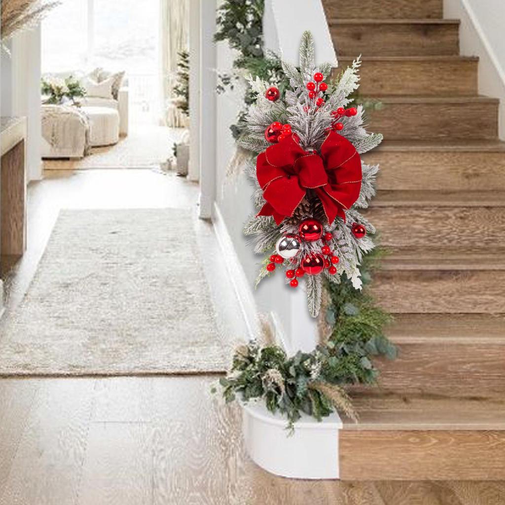 Рождественская гирлянда, декоративное украшение интерьера, лестница