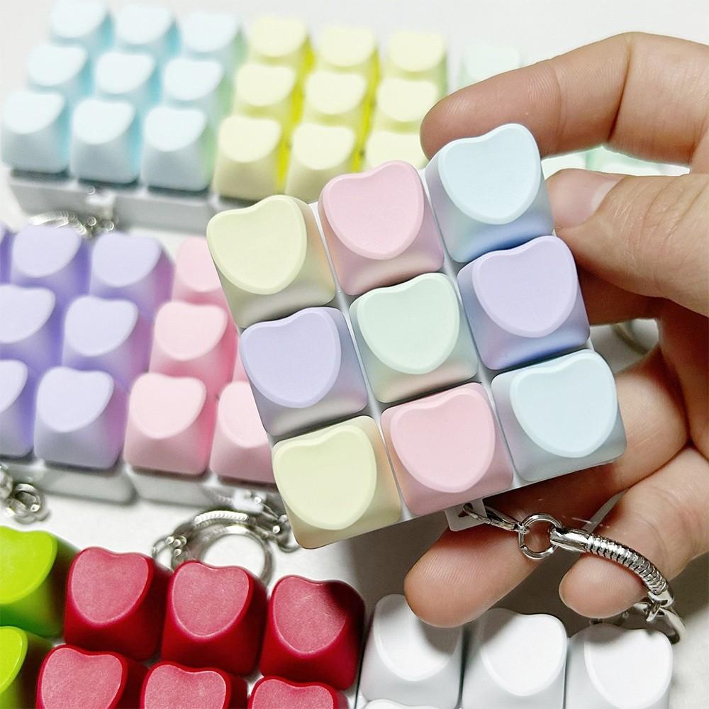 DIY Keyboard Clicker Toy 9Keys Button Keycap Fidget Keychain Finger Keyboard Caps Toy for Adult To Relief Stress Pass The Time