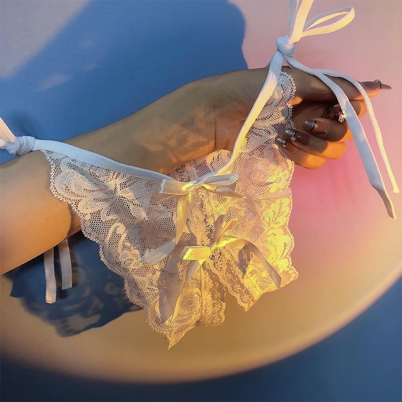 Женское сексуальное кружевное белье стринги с вырезами и открытой ластовицей, женское белье без ластовицы во французском стиле, трусики с бантиком, горячая распродажа