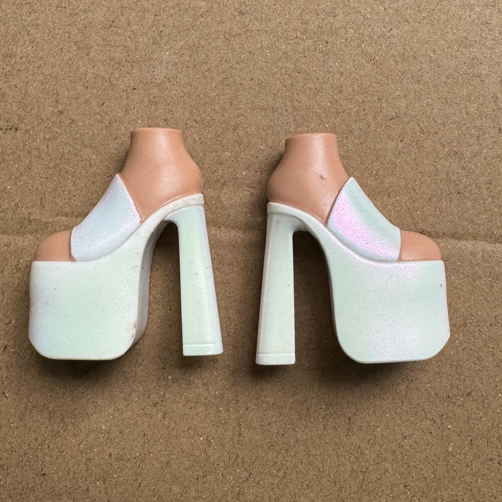 Версия 2001 года Редкие головы кукол с лицами Классические Куклы Братц Винтажная обувь Длинные сапоги Детали кукол-девочек Для коллекционеров