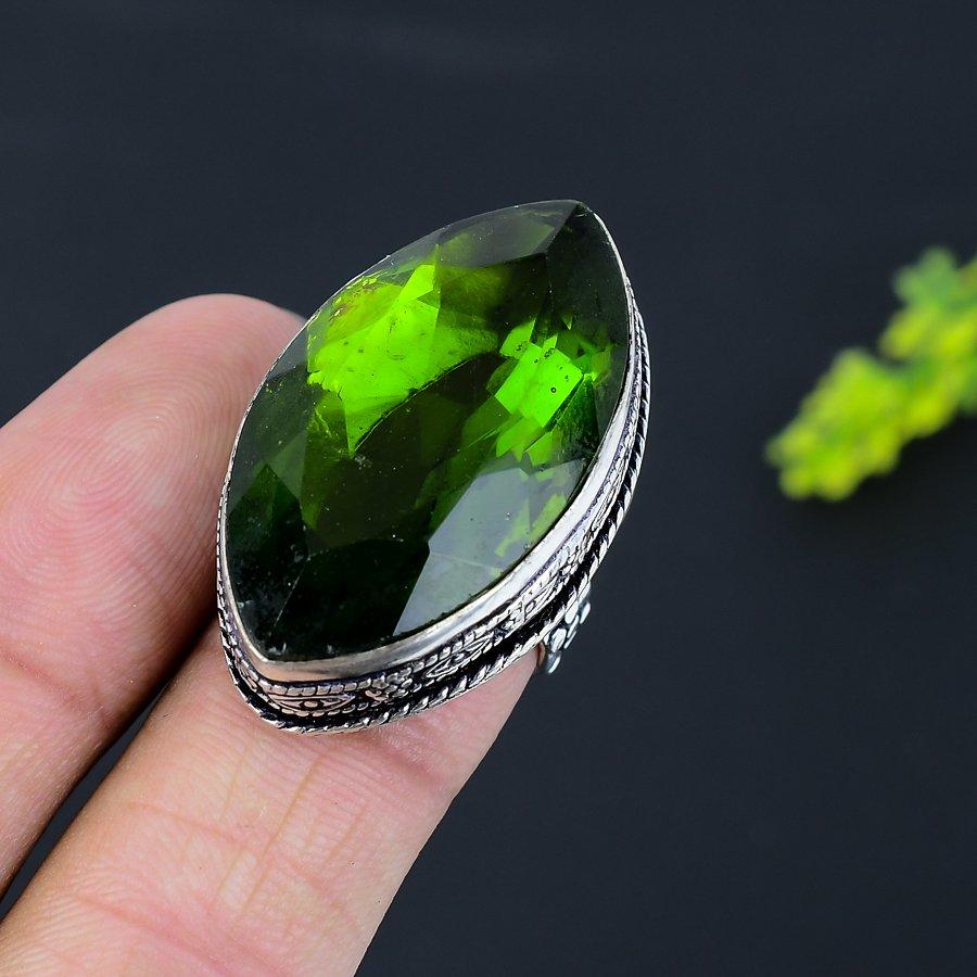 Natural Peridot Gemstone Handmade 925 Sterling Silver Gift Ring Size 5.5 C3s67