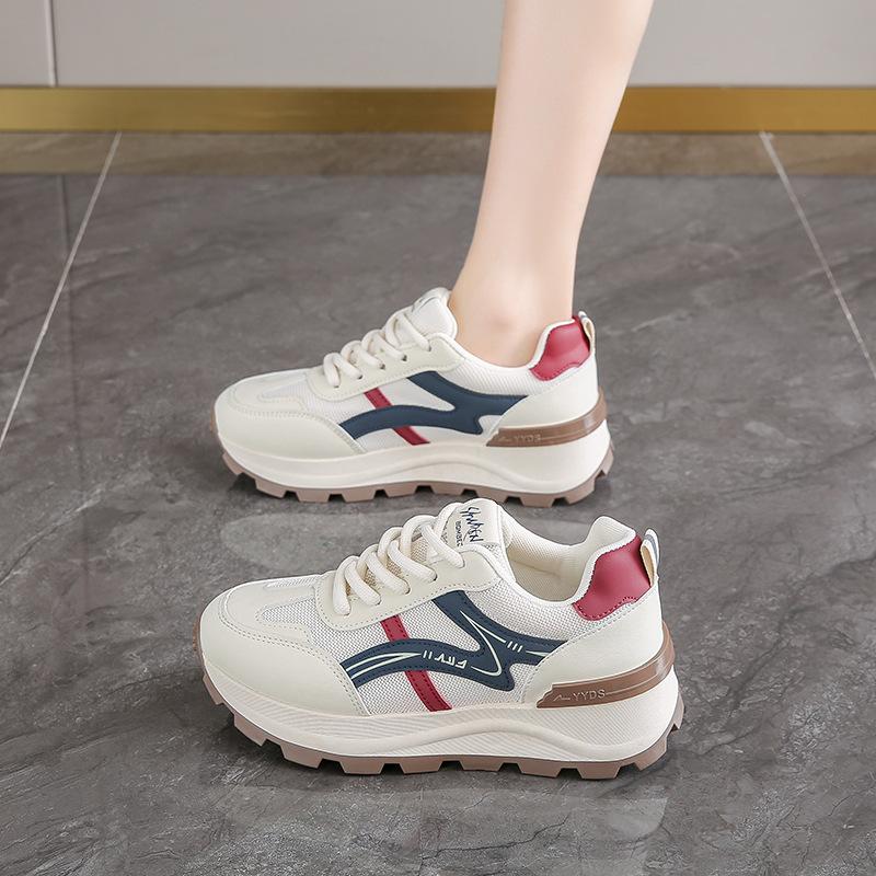 Running and jumping three-in-one test shoes for female junior high school students