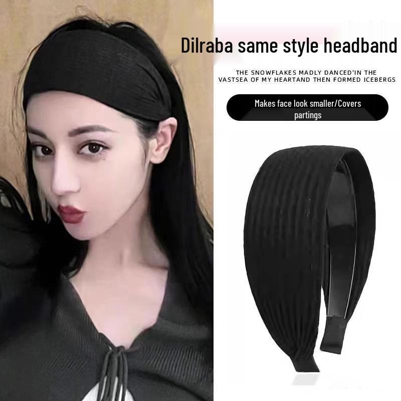 Топ из пузырчатой ткани в горошек с широкими полями