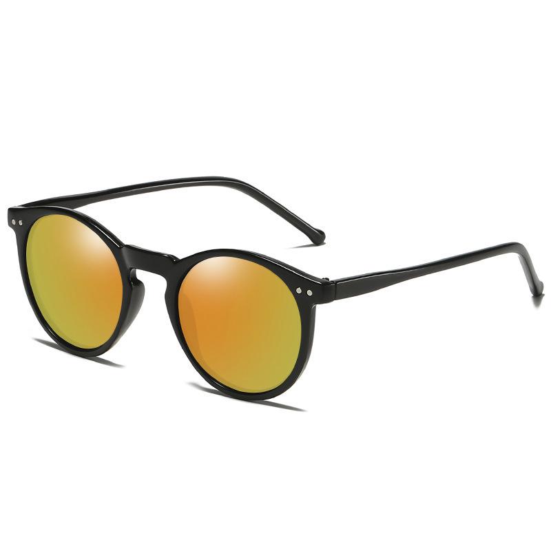 Retro Black Frame Polarized Sunglasses - European & American Classic Fashion for Women