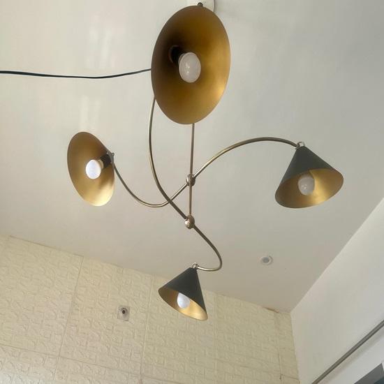 Латунная люстра Arno на 4 лампы, современный потолочный светильник середины века, регулируемый кронштейн, подвесной светильник разного дизайна