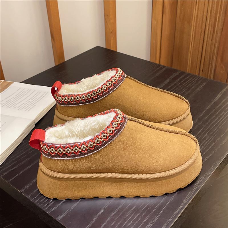 TUINANLE Winter Snow Boots Women Non-slip Boots Warm Plush Thick Cotton Shoes Plus Size 35-43