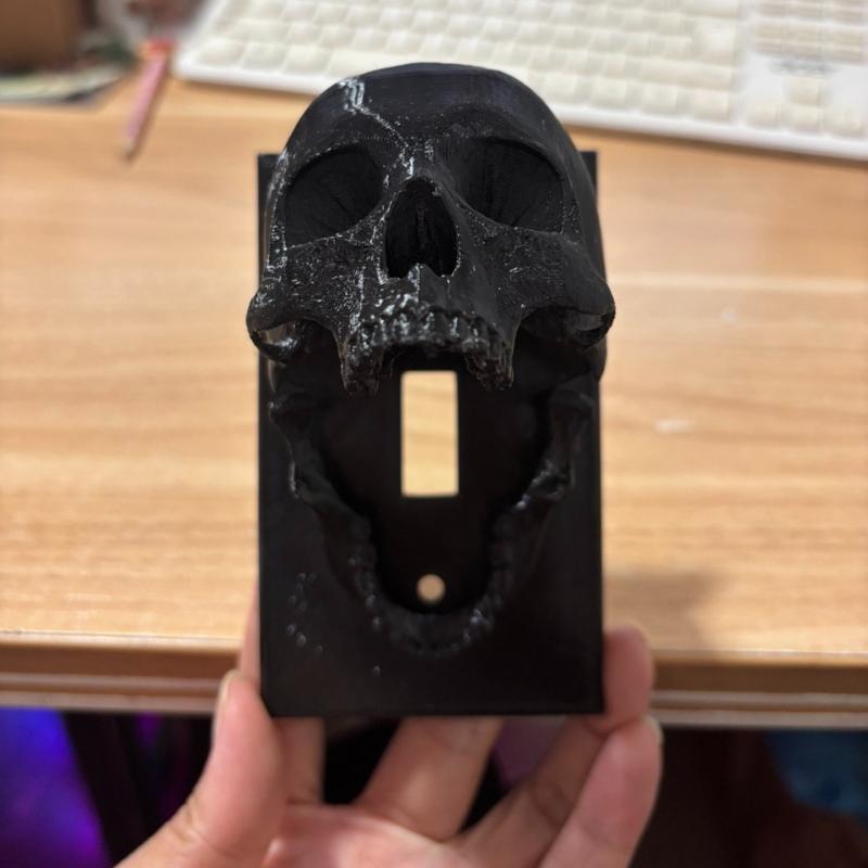 3D-печатная крышка для выключателя света в виде черепа - Настенная панель управления с черепом, Легко крепится на винтах, Готические и Хэллоуинские украшения