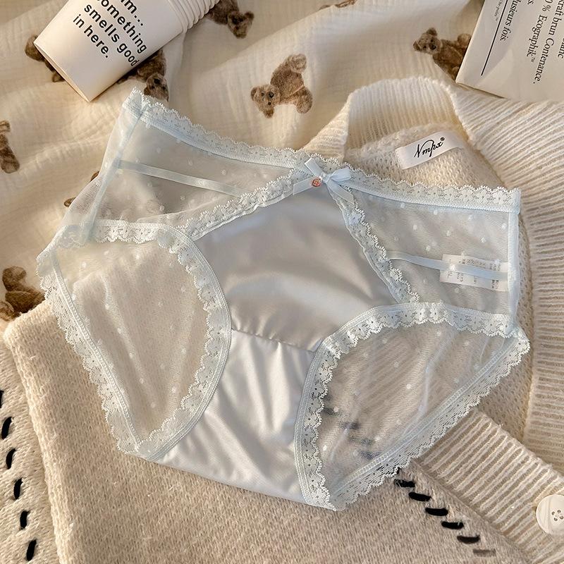 Women's Thin New Hollowed Out Retro Mesh Breathable Lace Mid Waist Panties
