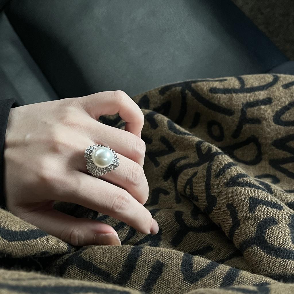 Кольцо с жемчугом и цирконом Женское кольцо изысканного дизайна для указательного пальца Великолепное кольцо Ювелирные украшения для рук