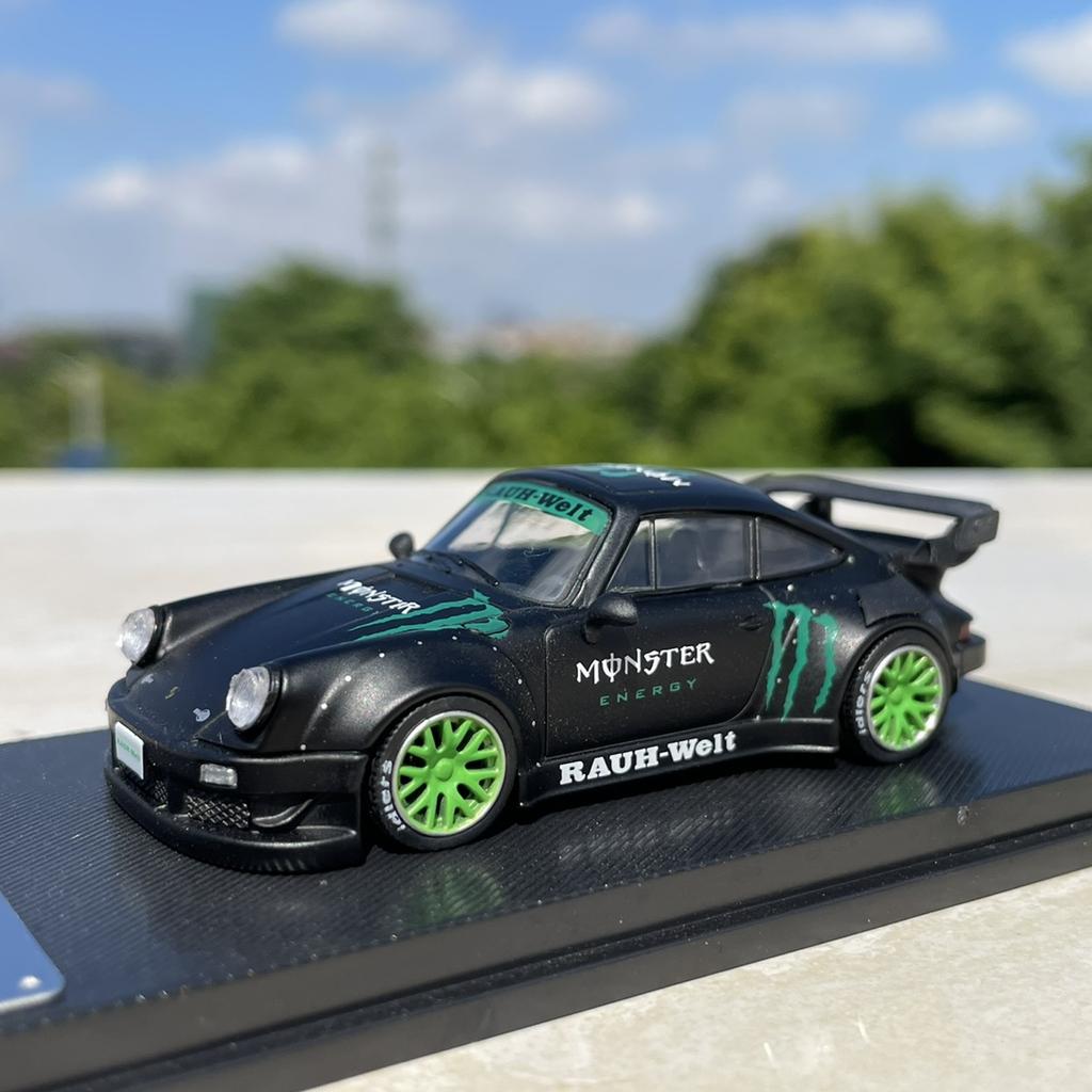 Diecast 1:64 Scale Porsche 911 Alloy Car Model Collectible Toy Gift Souvenir Display Ornament