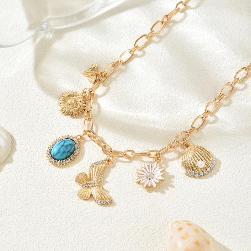 Personalized Necklace, Fresh and Natural Bee Butterfly Pendant, Niche Metal Sunflower Flower Necklace for Women