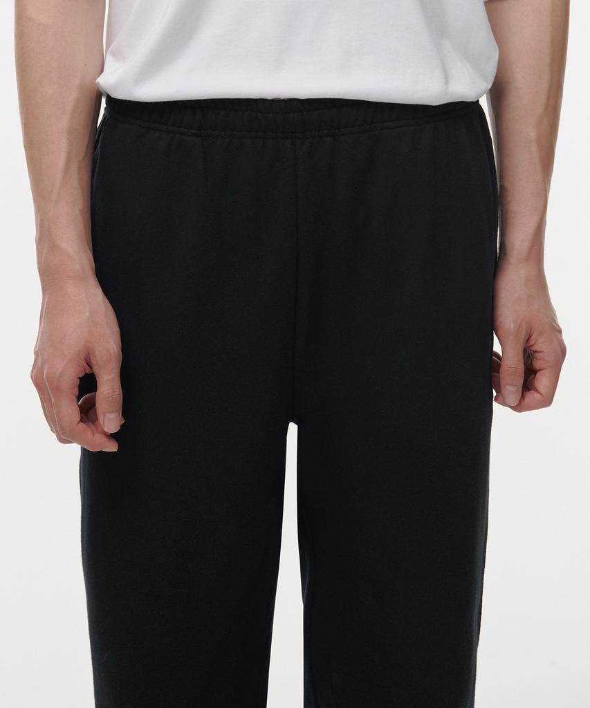 MUSINSA STANDARD Sweatpants [Black]