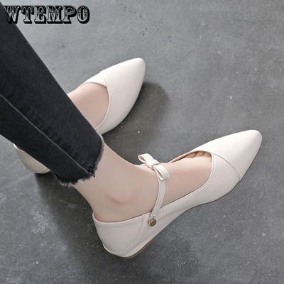 Женские туфли из мягкой кожи на универсальной мягкой подошве и бантами с острым носком. Однотонные удобные элегантные и модные туфли на плоской подошве.