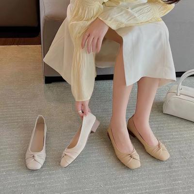 ~ Весенне-летние туфли с квадратным носком, неглубоким вырезом, простые, из мягкой кожи, на низком каблуке, на плоской подошве, туфли бабушкины, женские