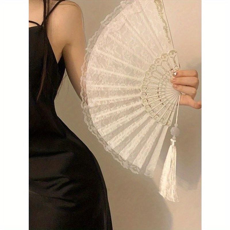 1 шт. Новый китайский винтажный черный кружевной складной веер Ципао веер с кисточкой Старомодный стиль Лучшие подарки День рождения Декоративный веер