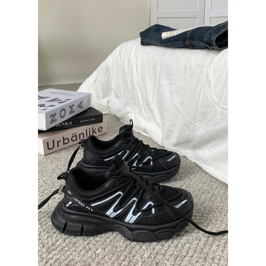 Осень 2024 года, новые легкие спортивные кроссовки на толстой подошве, женские повседневные и удобные кроссовки для бега, кремовые ножки, обувь для маленьких пап, женская