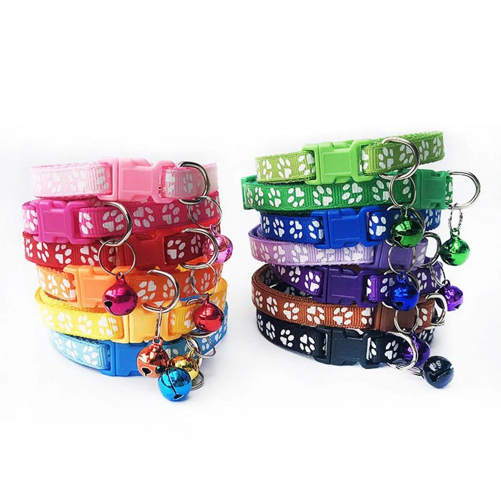 Ошейник Collier Pour Chiot для кошек, ошейник для кошек с колокольчиком, милый принт с лапками, регулируемый ремешок из нейлоновой ленты для котят